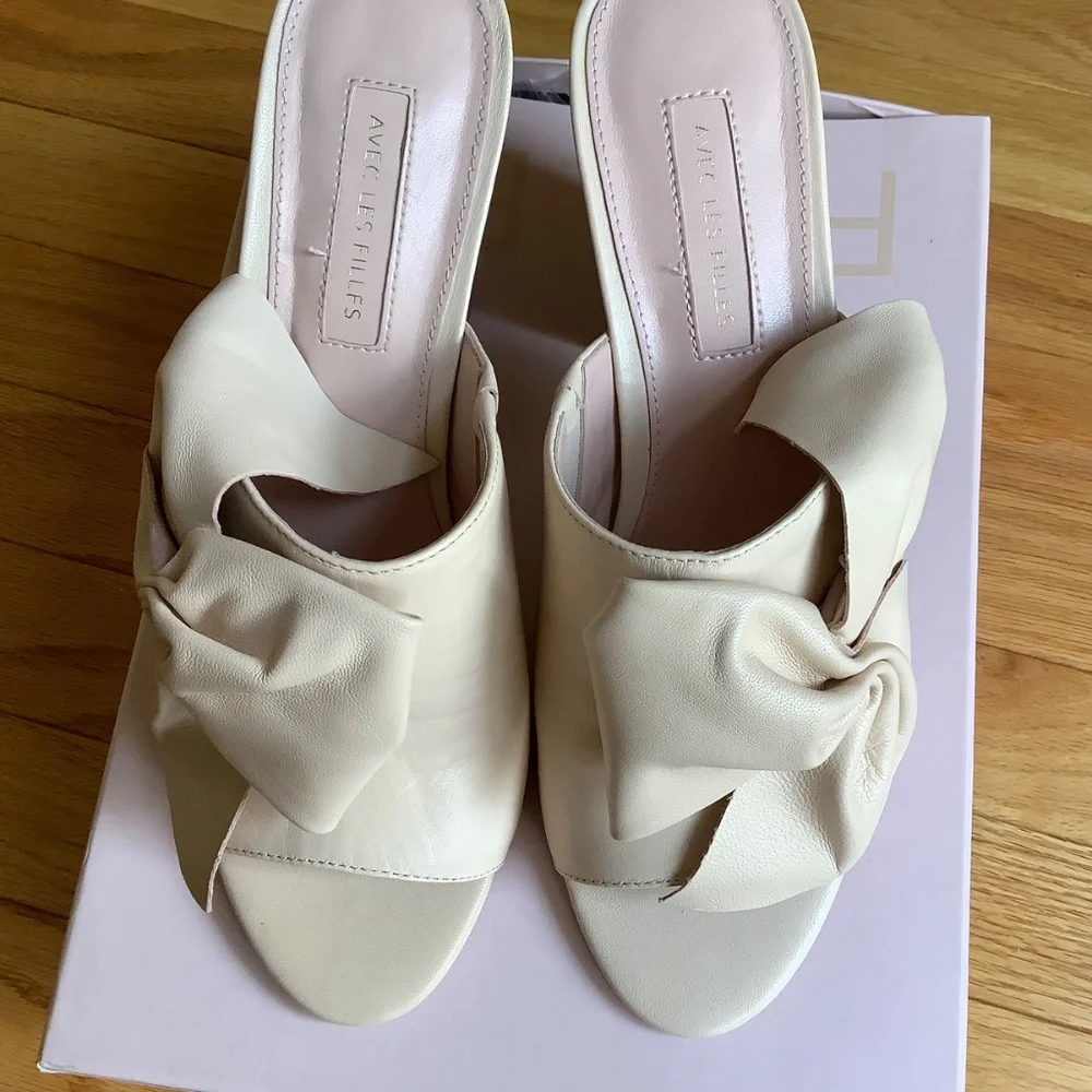 Avec Les Filles Marie Leather Bow Block-Heel Slide Sandals Pink Sand Nappa SZ 9